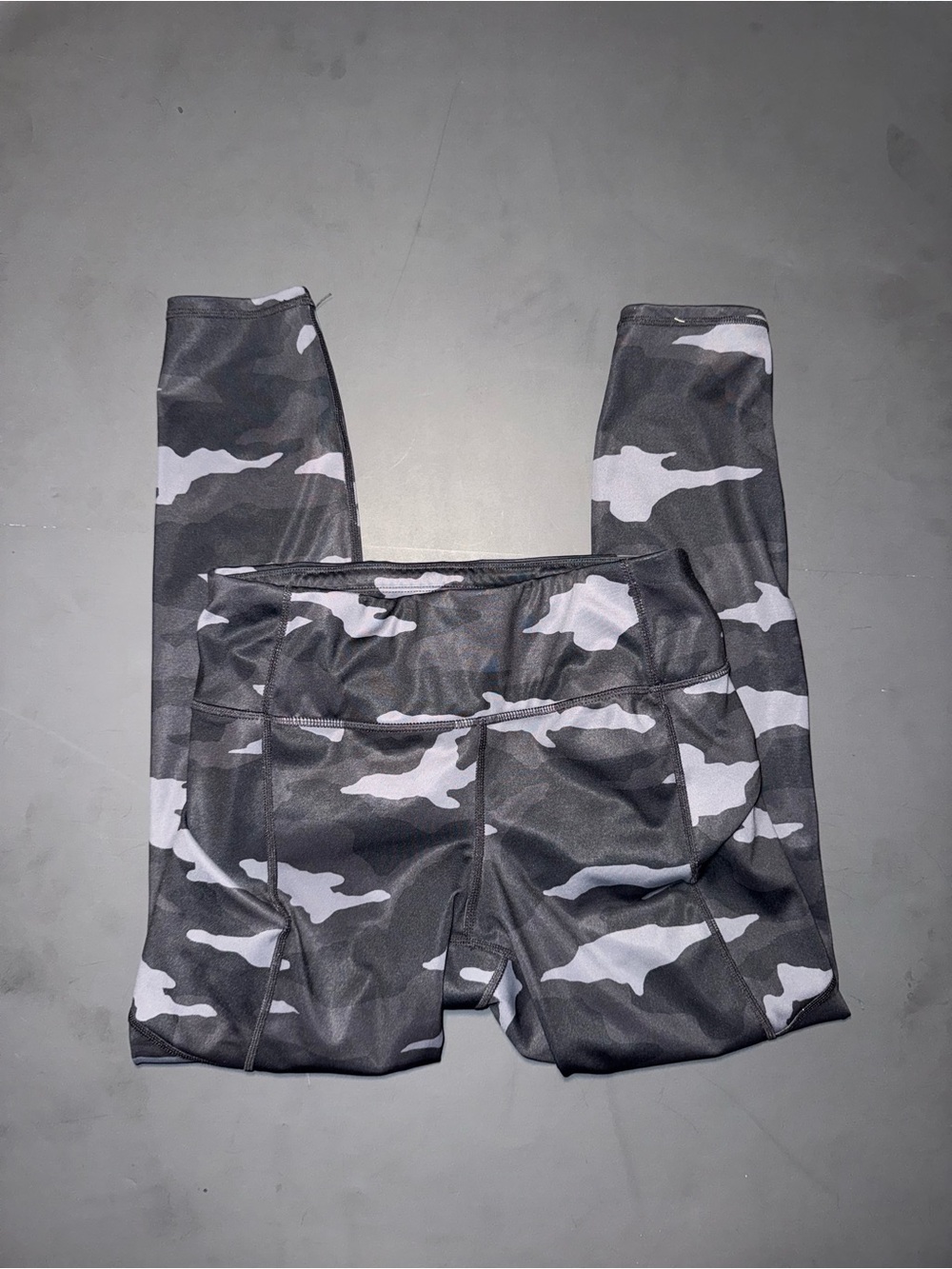 Athleta Gray & White Camo Leggings